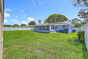 2449 66th Ave S, Saint Petersburg, FL 33712 - Photo 45