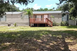 30517 Clearview Dr, Wesley Chapel, FL 33545 - Photo 3