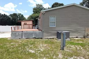 30517 Clearview Dr, Wesley Chapel, FL 33545 - Photo 15