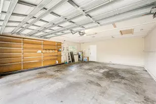 911 Woodcliff Ave, Tampa, FL 33613 - Photo 27