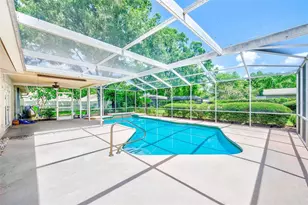 911 Woodcliff Ave, Tampa, FL 33613 - Photo 19