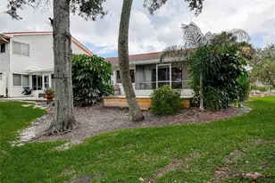 1439 Water View Dr W, Largo, FL 33771 - Photo 31