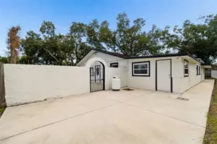 5712 20th Ave S, Tampa, FL 33619 - Photo 5