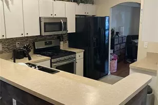 28511 Seashell Ct, Wesley Chapel, FL 33545 - Photo 5