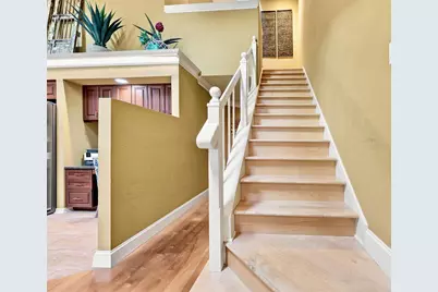 673 Segovia Court NE #702, Saint Petersburg, FL 33703 - Photo 17