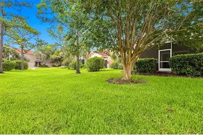 673 Segovia Court NE #702, Saint Petersburg, FL 33703 - Photo 27