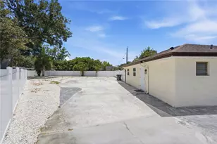 1433 Ellison Ln, Lakeland, FL 33801 - Photo 19