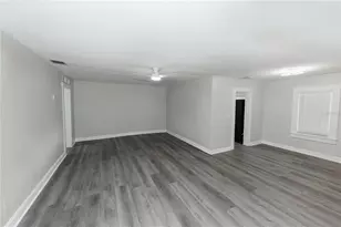 2240 10th St S, Saint Petersburg, FL 33705 - Photo 13