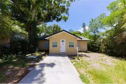 2240 10th Street S, Saint Petersburg, FL 33705 - Photo 3