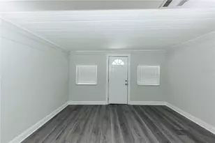 2240 10th St S, Saint Petersburg, FL 33705 - Photo 25