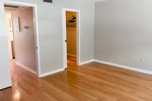 6919 Place De La Paix, Saint Petersburg, FL 33707 - Photo 21