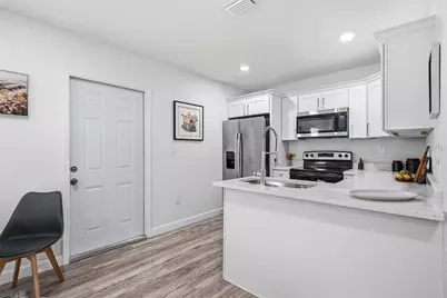 1313 E Sitka Street, Tampa, FL 33604 - Photo 11
