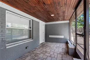 1205 E Seneca Ave, Tampa, FL 33612 - Photo 9