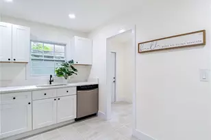 8010 N 13th St, Tampa, FL 33604 - Photo 11
