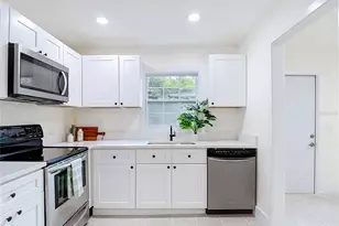 8010 N 13th St, Tampa, FL 33604 - Photo 11