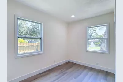 8010 N 13th Street, Tampa, FL 33604 - Photo 21
