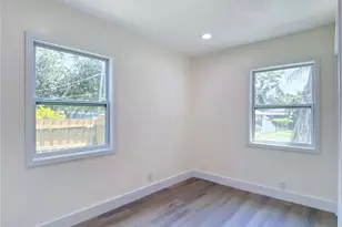 8010 N 13th St, Tampa, FL 33604 - Photo 21