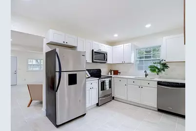 8010 N 13th Street, Tampa, FL 33604 - Photo 13