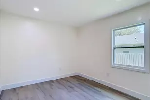 8010 N 13th St, Tampa, FL 33604 - Photo 29