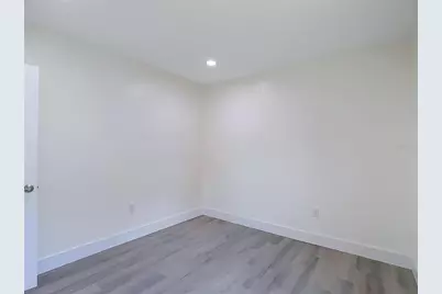 8010 N 13th Street, Tampa, FL 33604 - Photo 25
