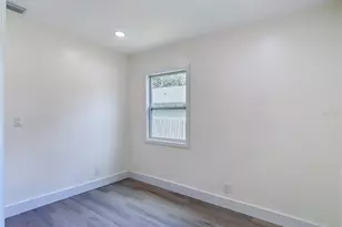 8010 N 13th St, Tampa, FL 33604 - Photo 29