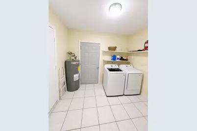 8002 Woodvine Place, Tampa, FL 33615 - Photo 25