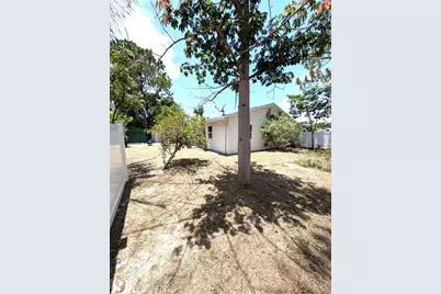 8002 Woodvine Place, Tampa, FL 33615 - Photo 37