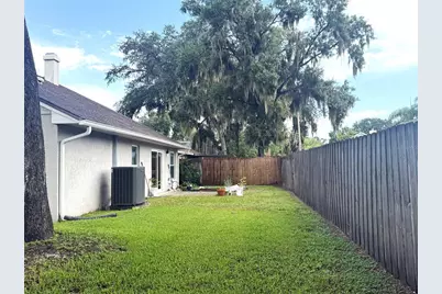 2042 Shadow Pine Drive, Brandon, FL 33511 - Photo 27