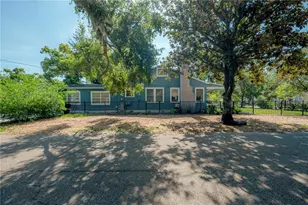 1300 E Henry Ave, Tampa, FL 33604 - Photo 33