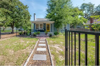 1300 E Henry Avenue, Tampa, FL 33604 - Photo 3