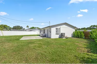 5856 McKee Lake Drive N, Saint Petersburg, FL 33709 - Photo 25