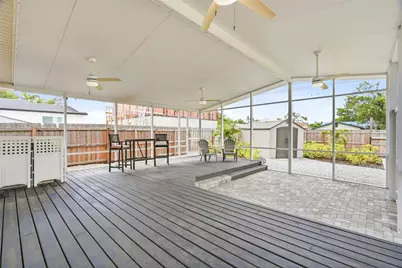 5016 Dartmouth Avenue N, Saint Petersburg, FL 33710 - Photo 25