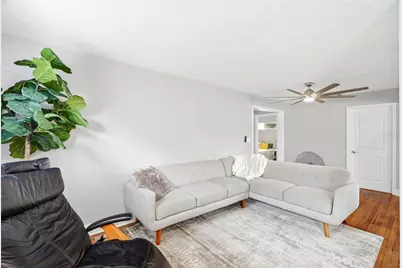 5016 Dartmouth Avenue N, Saint Petersburg, FL 33710 - Photo 19