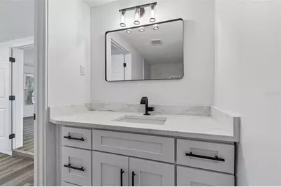 4417 W Fairview Heights, Tampa, FL 33616 - Photo 17