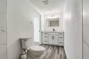4417 W Fairview Heights, Tampa, FL 33616 - Photo 19