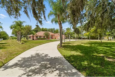 9619 Springbrook Drive, Riverview, FL 33578 - Photo 7