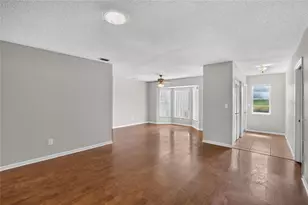 1244 W Del Webb Blvd, Sun City Center, FL 33573 - Photo 7