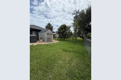 209 SW 42nd Street, Cape Coral, FL 33914 - Photo 15