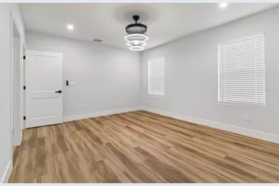4509 N 39th Street, Tampa, FL 33610 - Photo 35