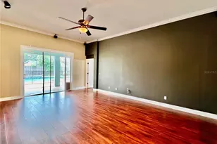 2848 Duncan Tree Cir, Valrico, FL 33594 - Photo 7