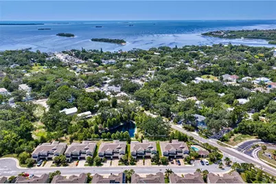 602 Ozona Village Drive, Palm Harbor, FL 34683 - Photo 31