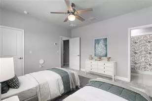 602 Ozona Village Dr, Palm Harbor, FL 34683 - Photo 25