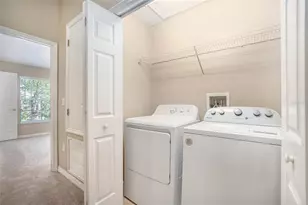 11676 Declaration Dr, Tampa, FL 33635 - Photo 19