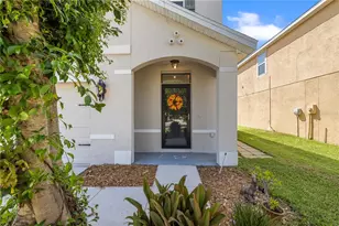 7789 Tuscan Bay Cir, Wesley Chapel, FL 33545 - Photo 5