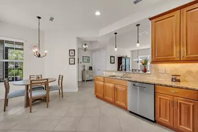 15824 Amber Falls Drive, Wimauma, FL 33598 - Photo 11
