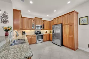 15824 Amber Falls Dr, Wimauma, FL 33598 - Photo 9
