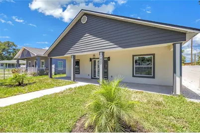 1827 16th Street S, Saint Petersburg, FL 33705 - Photo 1