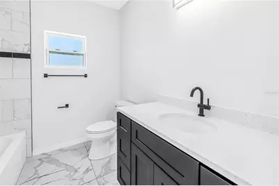 1827 16th Street S, Saint Petersburg, FL 33705 - Photo 17