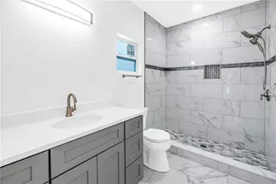 1827 16th St S, Saint Petersburg, FL 33705 - Photo 23