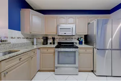 16550 Gulf Boulevard #342, North Redington Beach, FL 33708 - Photo 9
